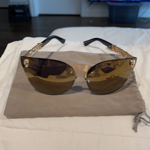 Brand new unsex sunglasses gold and brown - Picture 8 of 8